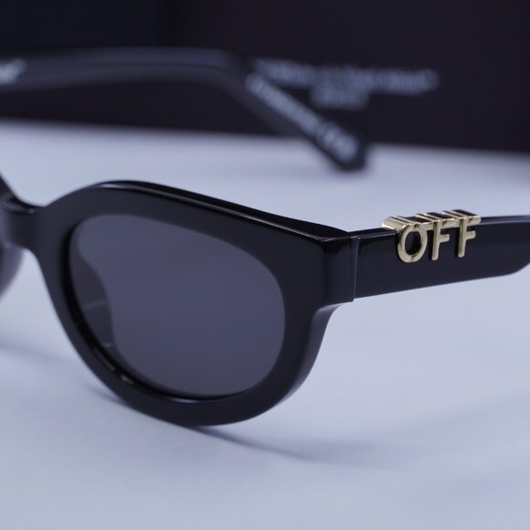 Final Price! Off-White OERI13D SPARKS 1007 Sunglasses main image 9